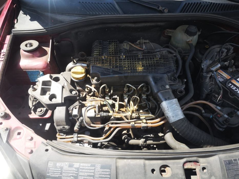 Silnik kompletny renault Kangoo Clio Megane 1.5 dCi k9k704