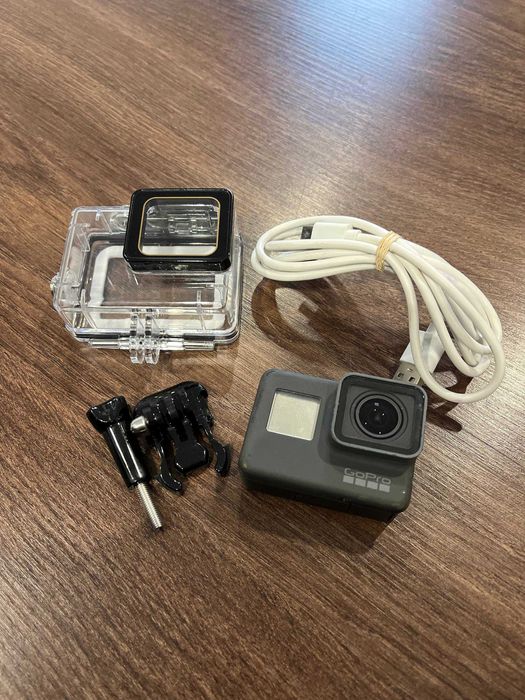 Екшн-камера GoPro Hero 5 хороший стан