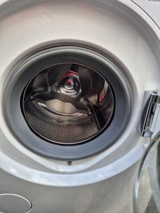 Pralka MIELE  w 1743  Wps obr.wir.1400 wsad  6KG.  Szer. 60