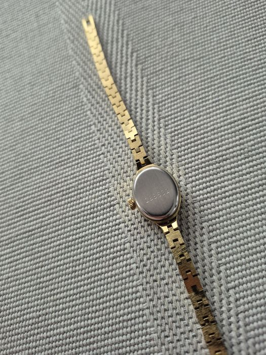 Śliczny stary zegarek mechaniczny Czajka Chaika