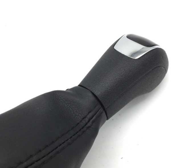 Ручка КПП Skoda Octavia A5 Рестайл 5 або 6 передач з чохлом та рамкою