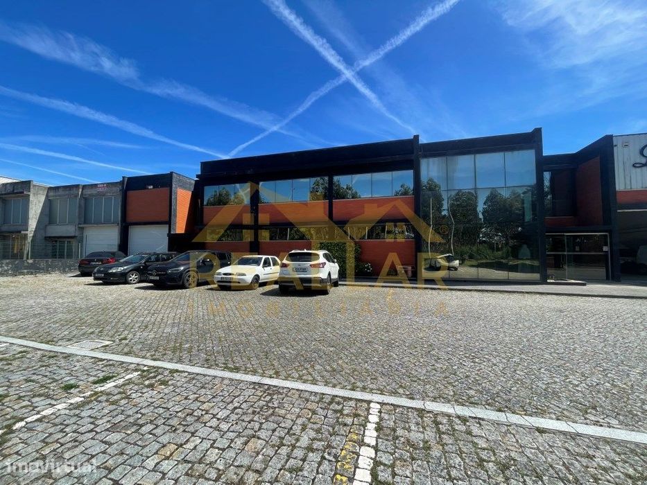 Armazém Industrial de Excelência na Zona Industrial de Esposende