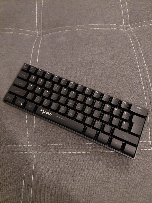 61-Key RGB Keyboard64750735353346120