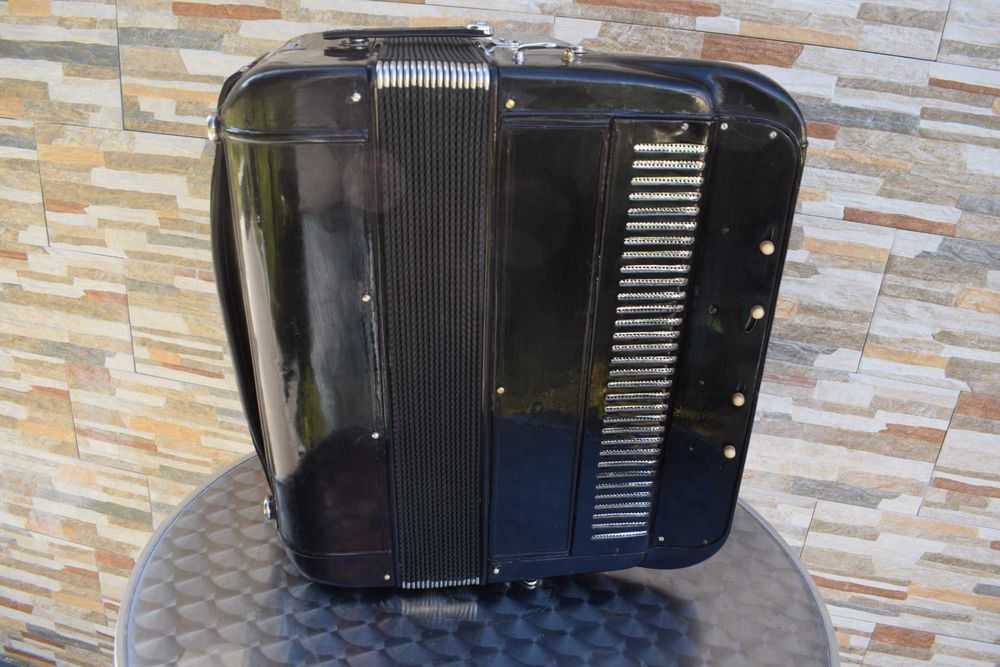 Acordeao Italiano 4 Voz 120 Baixos.N 399
