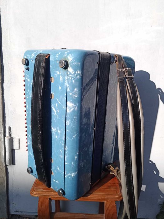 Баян-акордеон італійський