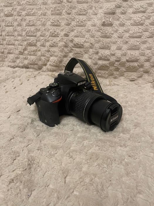 Nikon D5600 (пробіг 6024 кадри)