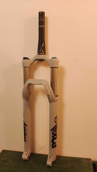 Fox 32 120mm Boost 1678g stan idealny