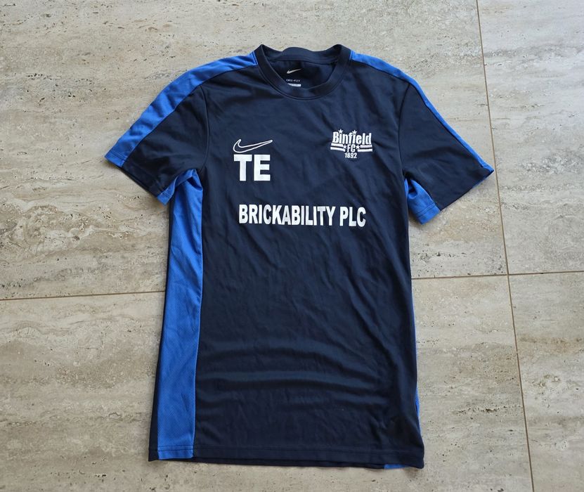 Koszulka S sportowa granatowa klubowa ćwiczenia iddychająca siatka slim fit męska