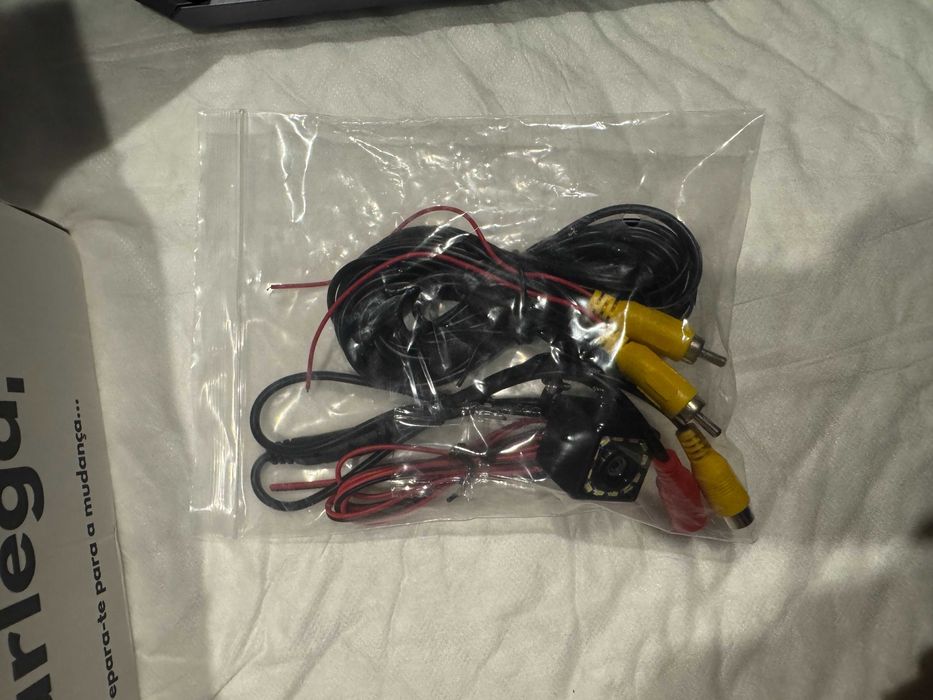 Carlega (AndroidAuto/Carplay portátil)