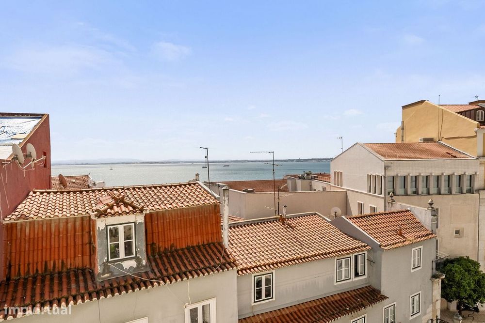 Apartamento T2 com vista, Castelo, Lisboa