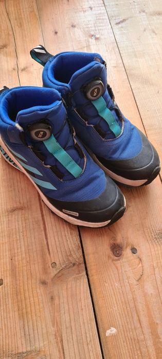 Buty chłopięce na zimę ADIDAS rozmiar 35 1/2