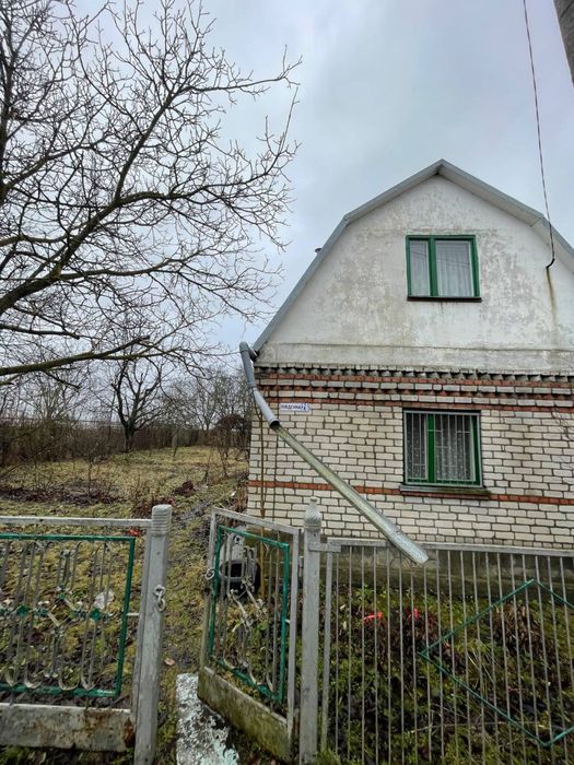 Продаж будинку східно окружна