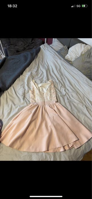 Sukienka pudrowy róż