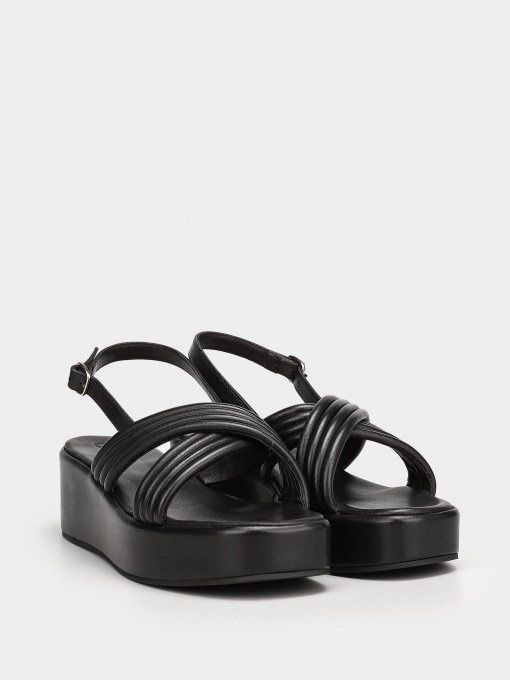 Новые женские босоножки bershka