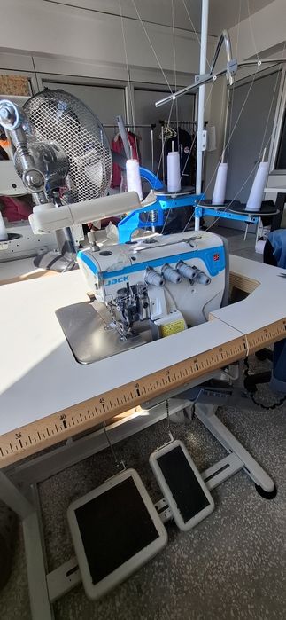 Overlock przemysłowy Jack E4S