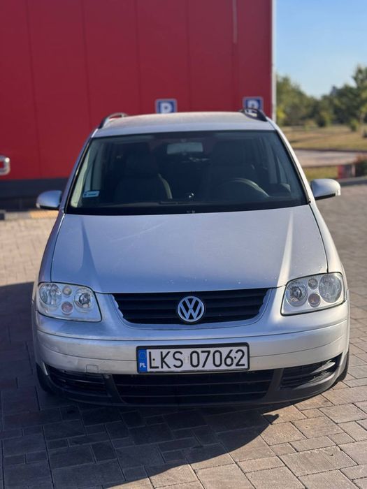 Продаю VW Touran 2003