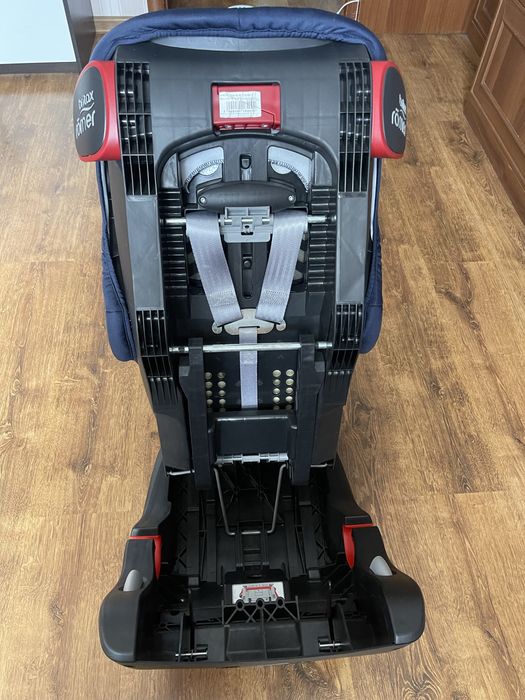 Дитяче автокрісло britax romer king 2 ls