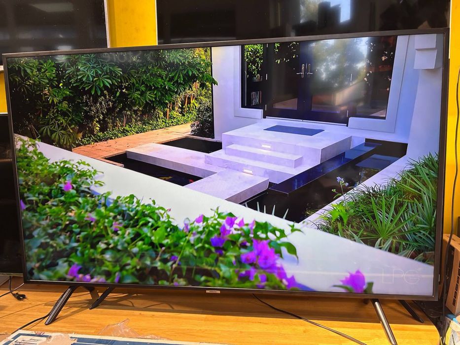 4K Телевізор 58” Samsung UE58NU7100UXUA Smart TV, WiFi
