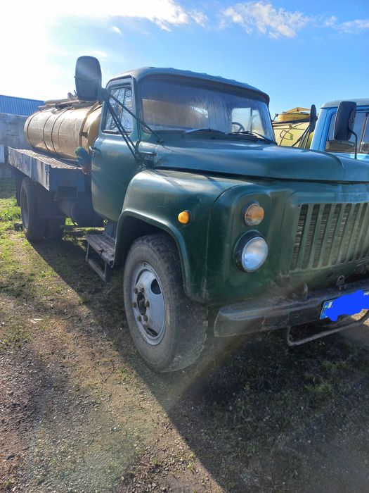 Газ 53 молоковоз