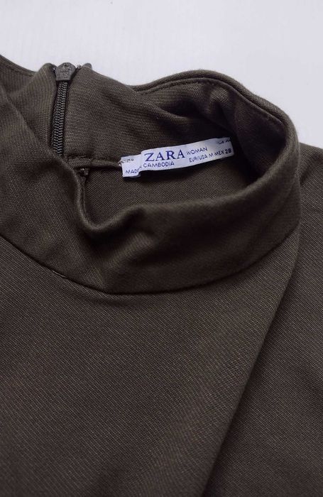 Плотное осеннее платье цвета тёмного хаки ZARA M