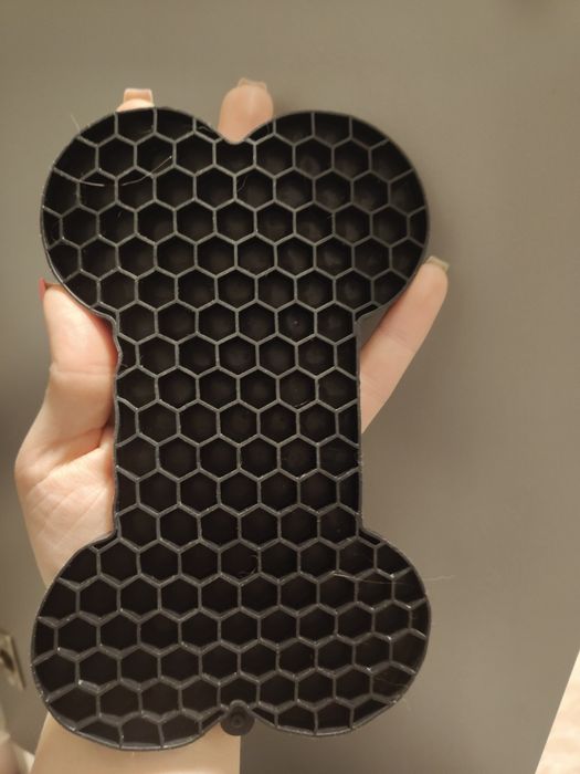 Mata do lizania dla psa