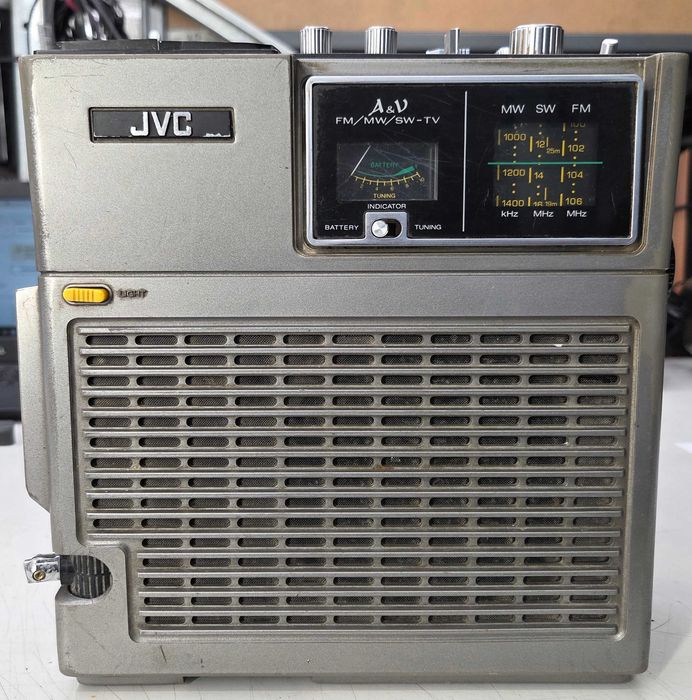 Radio TV JVC model 3050 EU Retro made in Japan