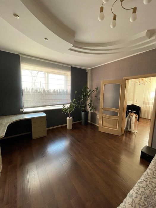 Продаж таунхауса в нагірній частині по вул. Переяславська