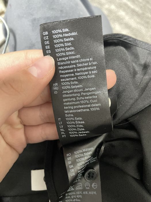 Чорна рубашка бренду «COS» оригінал