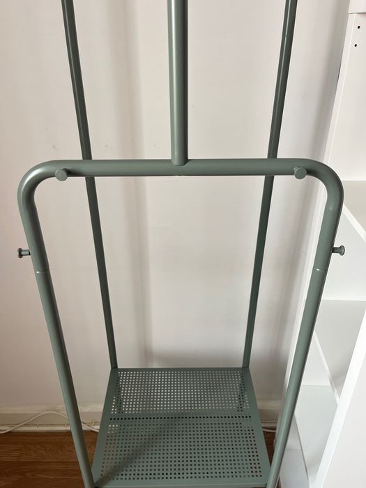 cabide ikea em metal