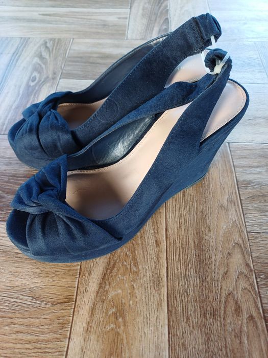 Granatowe buty na koturnie wsuwane 40 ekozamsz