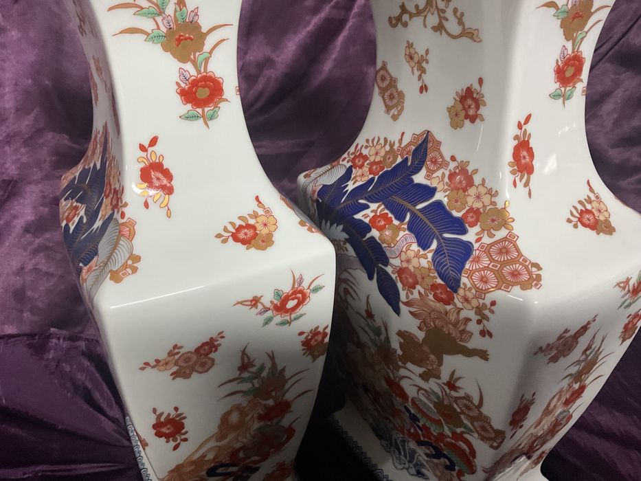 PAR DE TALHAS GRANDES VISTA ALEGRE SAMURAI PINTURA A OURO 46 cm