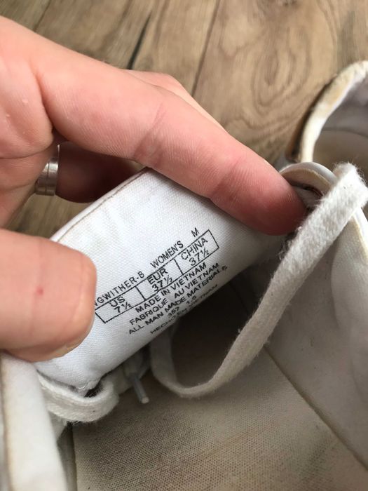 Skórzane buty Guess rozm. 37,5