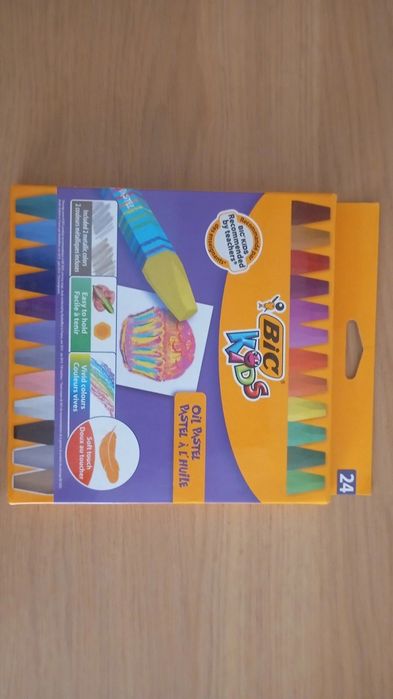Conjunto de materiais escolares