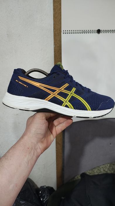 Buty sportowe do biegania Asics  Gel-Content 5. Rozmiar 43.5 wkładka 27.5cm