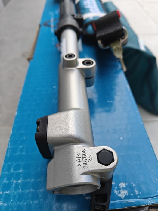 Тример Makita  DUX 18Z