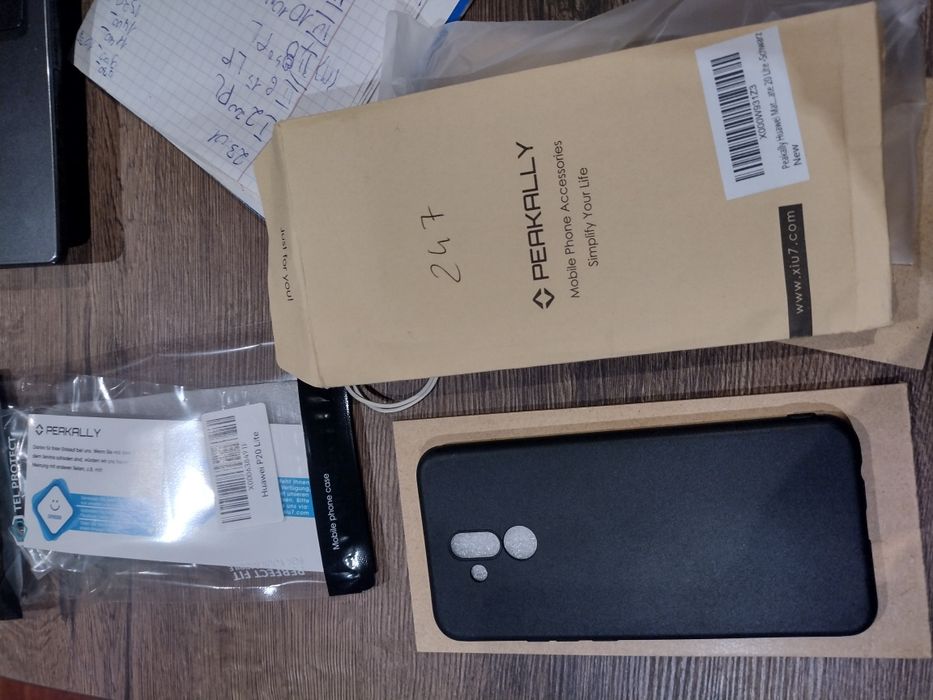Etui Huawei Mate 20 light