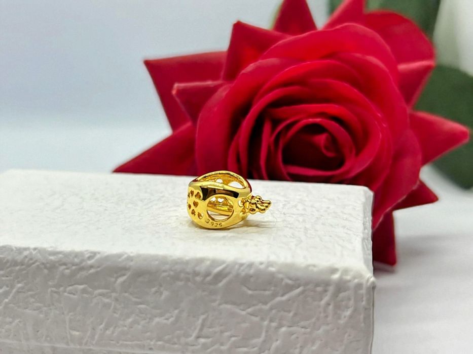 Charm's O w Koronie platerowany srebro S925 nowy