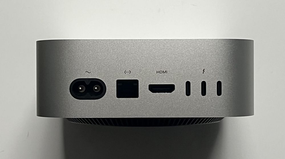 OUTLET Apple Mac Mini 2024 M4 10-rdzeni 16GB RAM 256GB FV