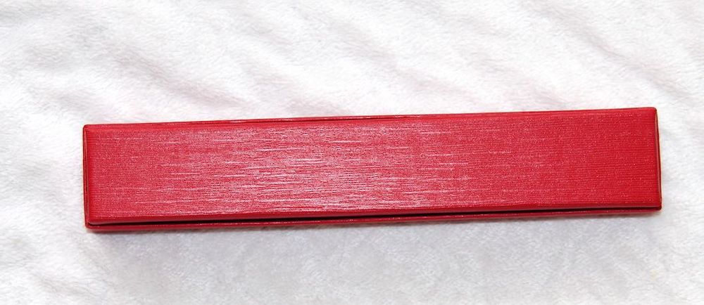 pudełko prezentowe na biżuterię łańcuszek bransoletkę serce apart