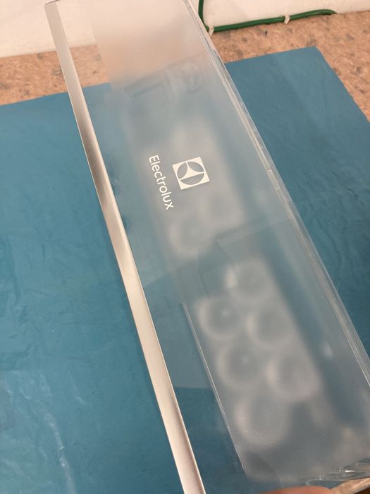 półka na drzwi elektrolux z pokrywą orginał