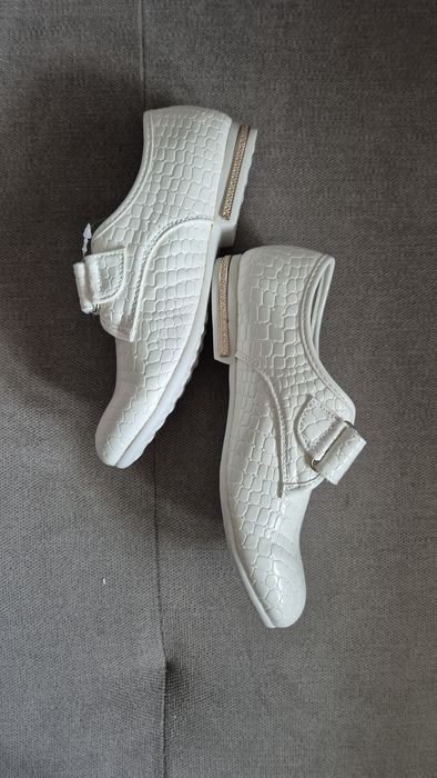 Clibee buty komunijne białe baleriny 31