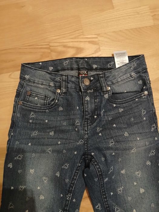 Spodnie jeansy, rozm. 146