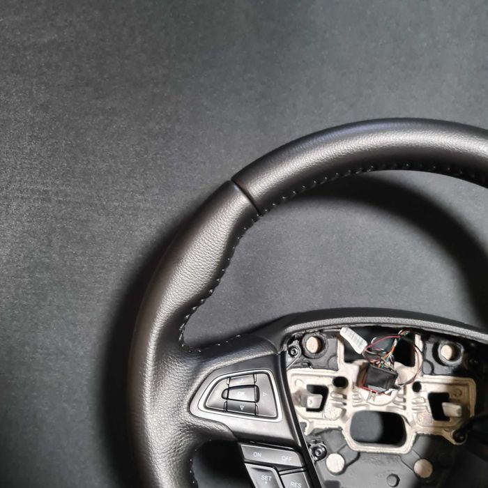 Руль після перетяжки Форд Фокус 3 (рестайлінг) на обмін: 1 400 грн ...