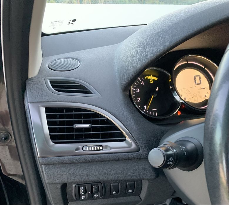 Renault Megane 1.5 dci ST Dynamique/ GPS/ Cx 6 - Impecável