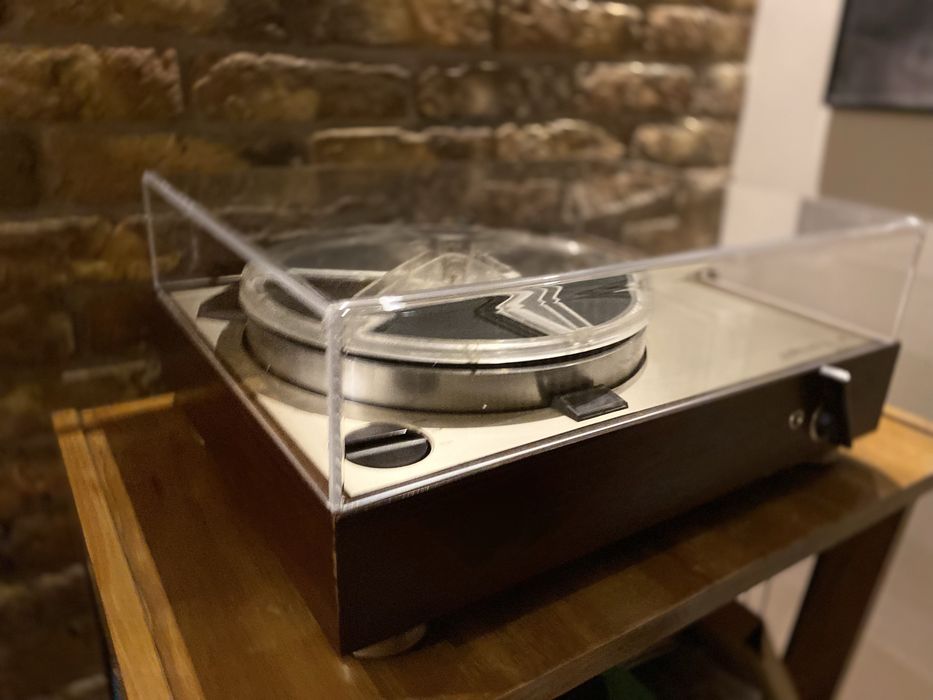 Gramofon Luxman PD 300