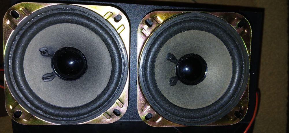 Dwa glosniki sprawne