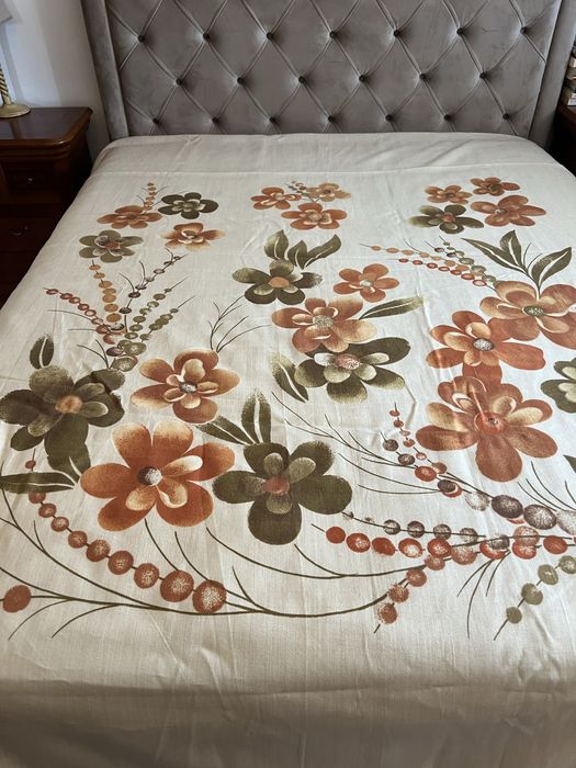 Colcha de Linho pintada á mão
