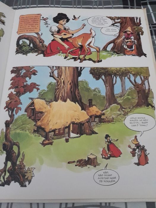 Livro Branca de Neve e os Sete Anões