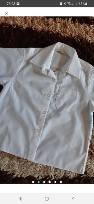 Белая школьная рубашка для мальчиков.