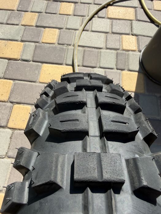 Продам покришки ендуро 120/80 r18